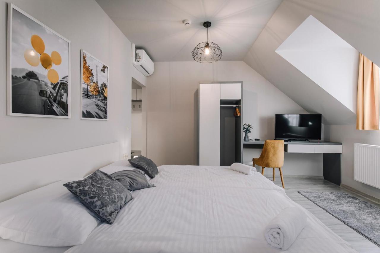 Soho Apartmanhaz เยอร์ ภายนอก รูปภาพ