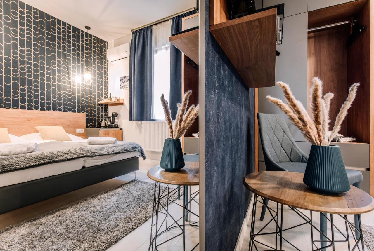 Soho Apartmanhaz เยอร์ ภายนอก รูปภาพ