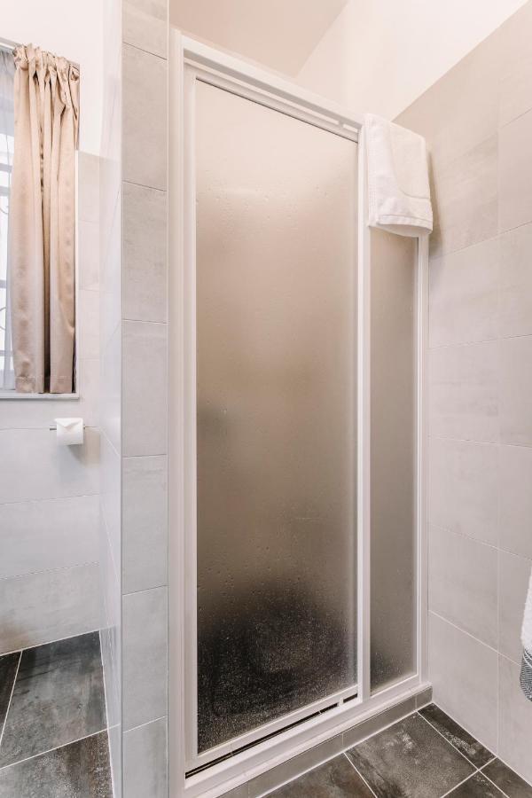 Soho Apartmanhaz เยอร์ ภายนอก รูปภาพ